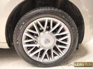 LANCIA Ypsilon usata, con Airbag testa