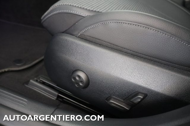MERCEDES-BENZ C 200 usata, con Controllo automatico clima