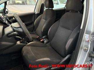 PEUGEOT 208 usata, con Alzacristalli elettrici