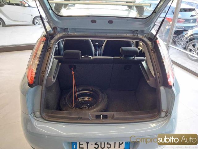 FIAT Punto usata, con Specchietti laterali elettrici