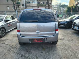 OPEL Meriva usata, con Airbag Passeggero