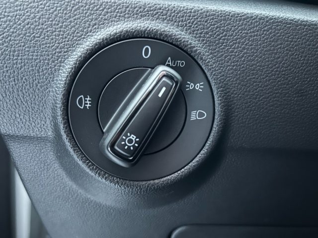 VOLKSWAGEN T-Roc usata, con Park Distance Control