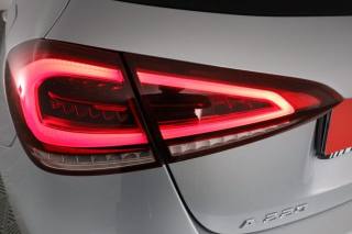 MERCEDES-BENZ A 180 usata 9