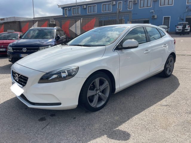 VOLVO V40 usata 8