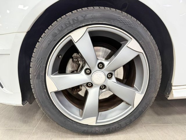 AUDI A3 usata, con Sensori di parcheggio anteriori