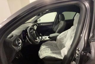 ALFA ROMEO Stelvio usata, con Cerchi in lega