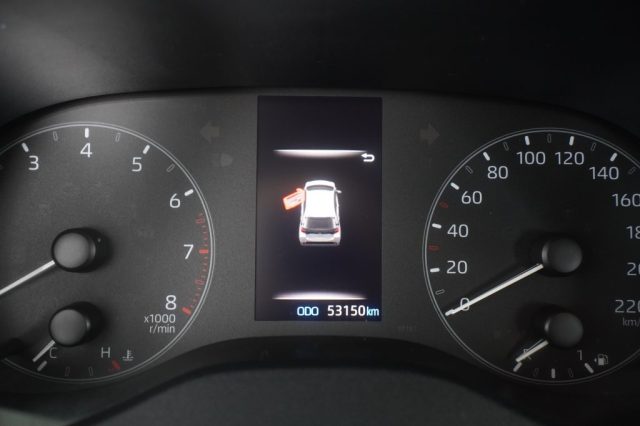 TOYOTA Yaris usata 6