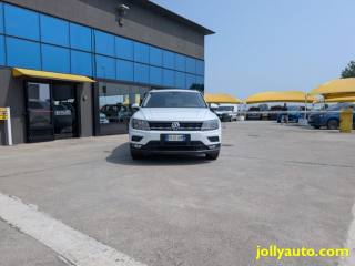 VOLKSWAGEN Tiguan usata, con MP3