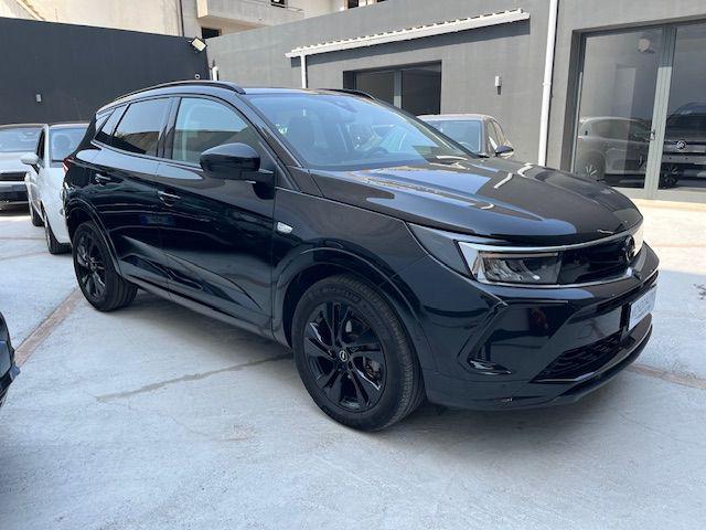 OPEL Grandland usata, con Airbag laterali