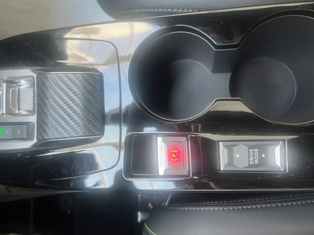 PEUGEOT 2008 usata, con Luci diurne LED