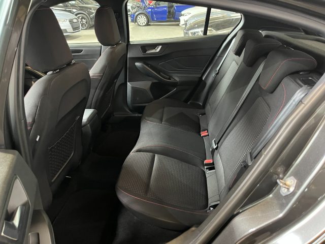 FORD Focus usata, con Volante in pelle