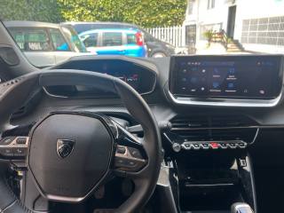 PEUGEOT 2008 usata, con Volante in pelle