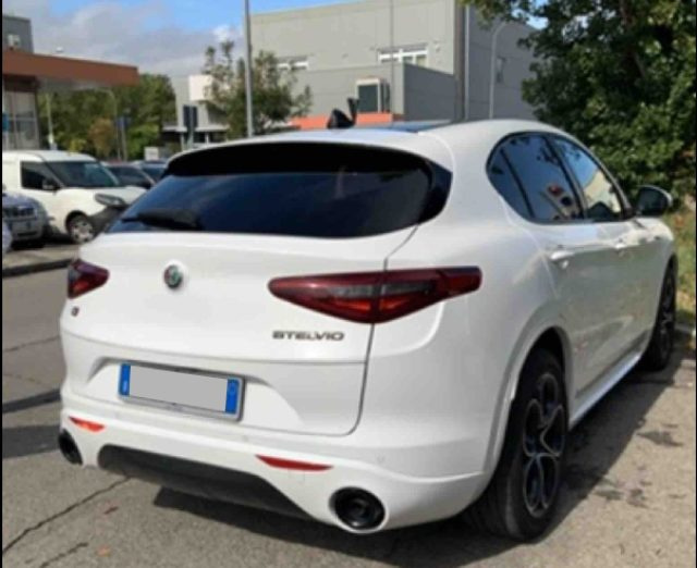 ALFA ROMEO Stelvio usata, con Airbag laterali