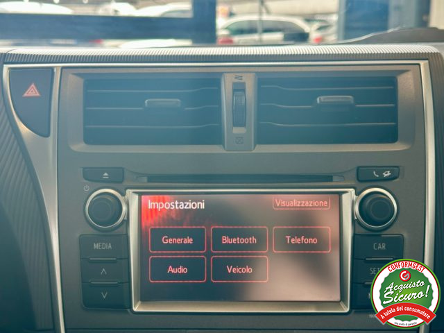 TOYOTA Verso-S usata, con ESP