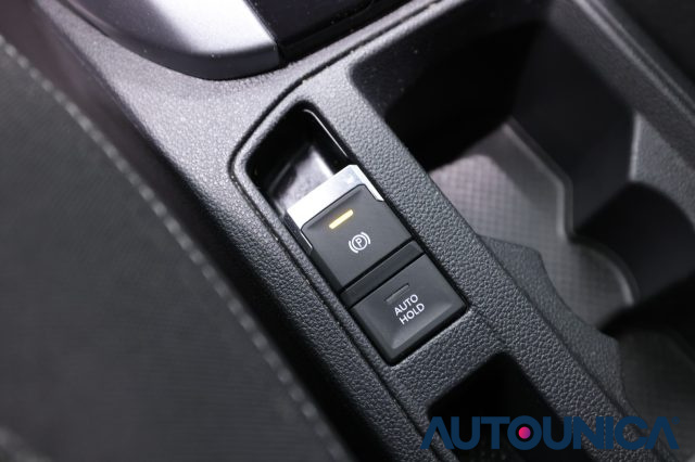 VOLKSWAGEN T-Roc usata, con Specchietti laterali elettrici