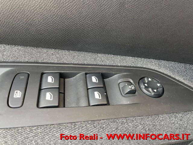 PEUGEOT 3008 usata, con Bluetooth