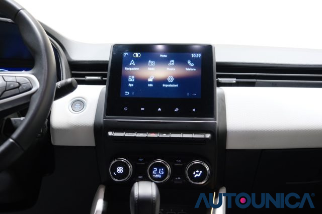 RENAULT Clio usata, con Monitoraggio pressione pneumatici