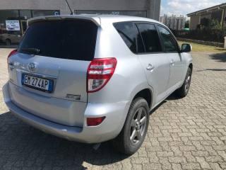 TOYOTA RAV 4 usata, con Airbag laterali