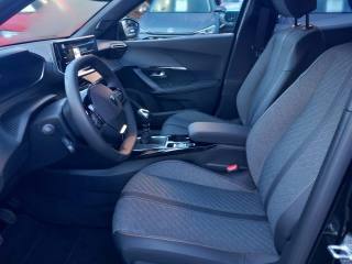 PEUGEOT 2008 usata, con Fari LED