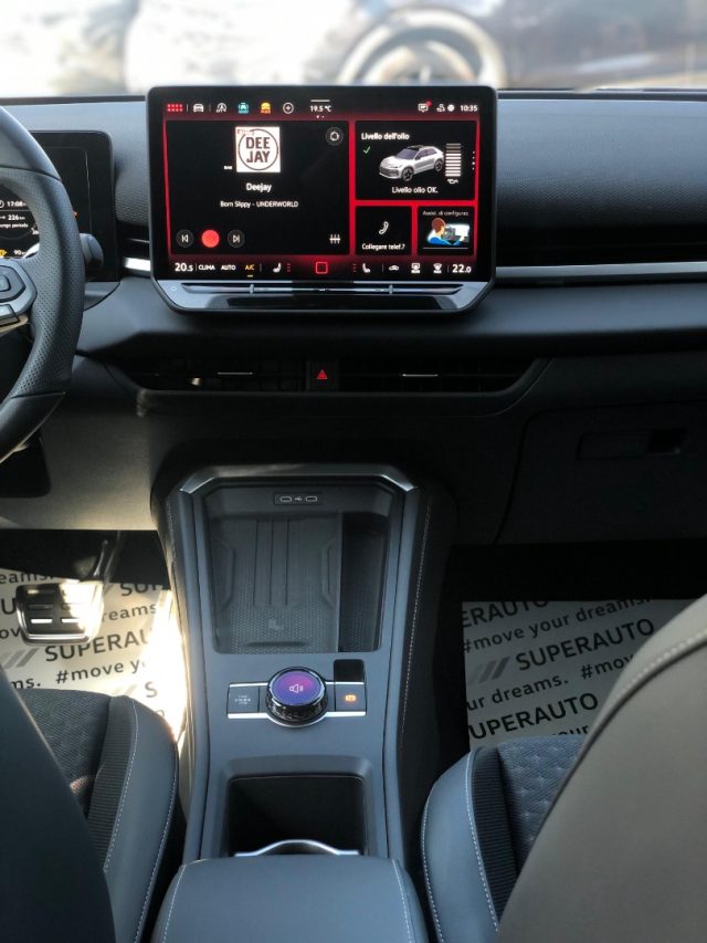 VOLKSWAGEN T-Roc usata, con Controllo elettronico della corsia