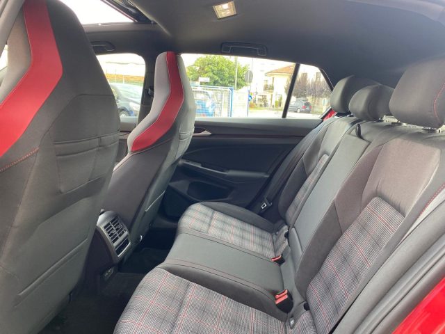 VOLKSWAGEN Golf usata, con Controllo automatico clima