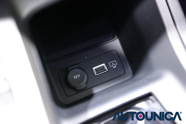 PEUGEOT 408 usata, con Sensori di parcheggio posteriori