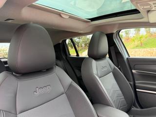 JEEP Avenger usata, con Volante in pelle