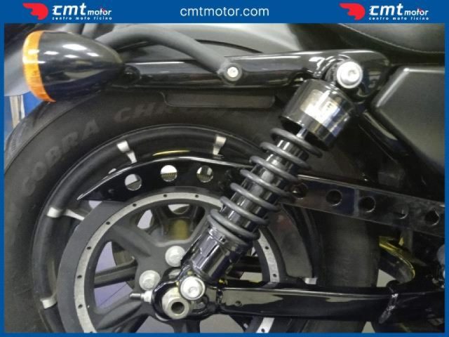 HARLEY-DAVIDSON 883 Iron usata 6