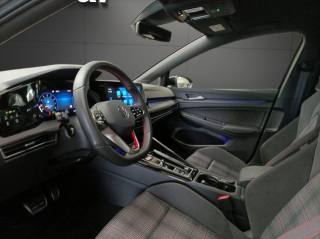 VOLKSWAGEN Golf usata, con Controllo trazione