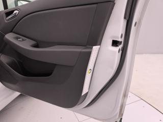 RENAULT Clio usata, con Sensori di parcheggio posteriori
