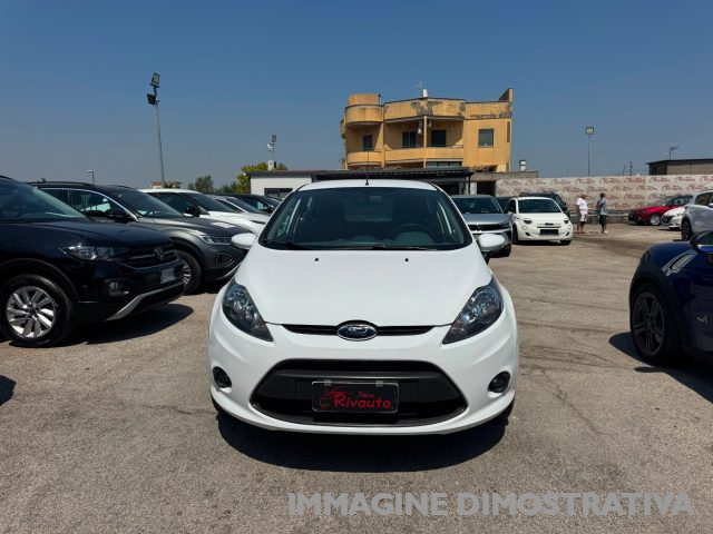 FORD Fiesta usata, con ABS