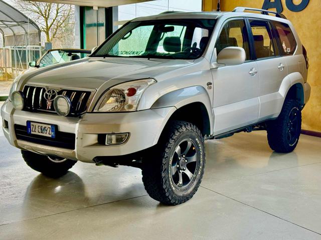 TOYOTA Land Cruiser usata, con Airbag