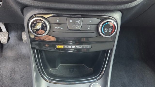 FORD Puma usata, con USB