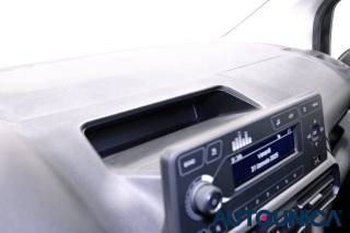 OPEL Combo Life usata, con Freno di stazionamento elettrico