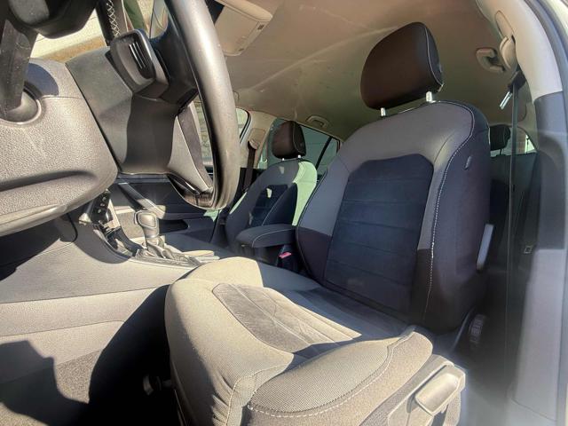VOLKSWAGEN Golf usata, con Climatizzatore