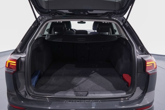 VOLKSWAGEN Golf Variant usata 34
