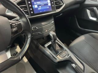 PEUGEOT 308 usata, con Controllo automatico clima