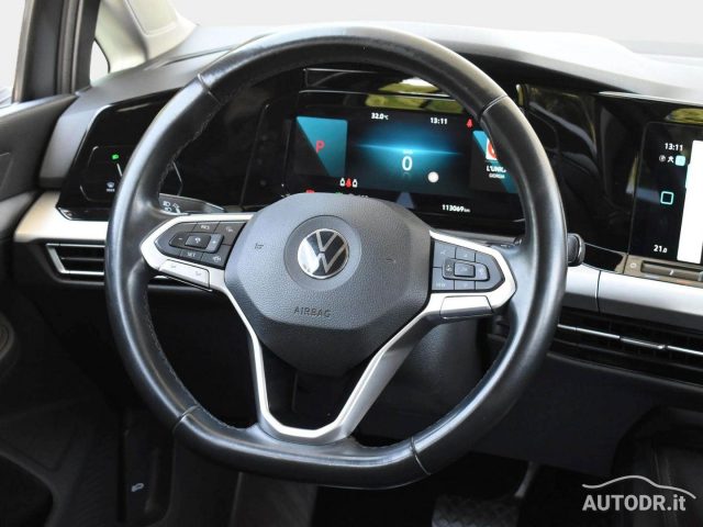 VOLKSWAGEN Golf Variant usata, con Leve al volante