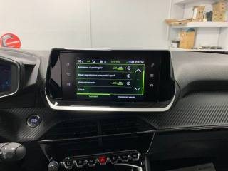 PEUGEOT 2008 usata, con Controllo trazione