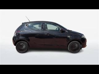 LANCIA Ypsilon usata, con Autoradio