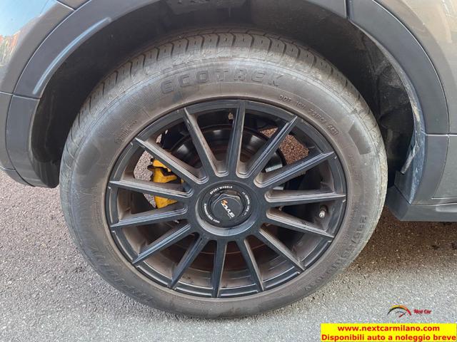 LAND ROVER Range Rover Evoque usata, con Fari Xenon