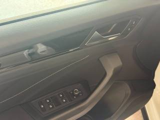 VOLKSWAGEN T-Roc usata, con Bluetooth