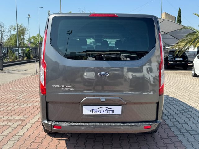 FORD Tourneo Custom usata, con Autoradio