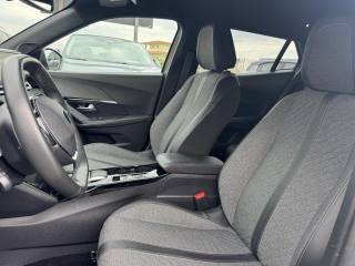 PEUGEOT 2008 usata, con Climatizzatore