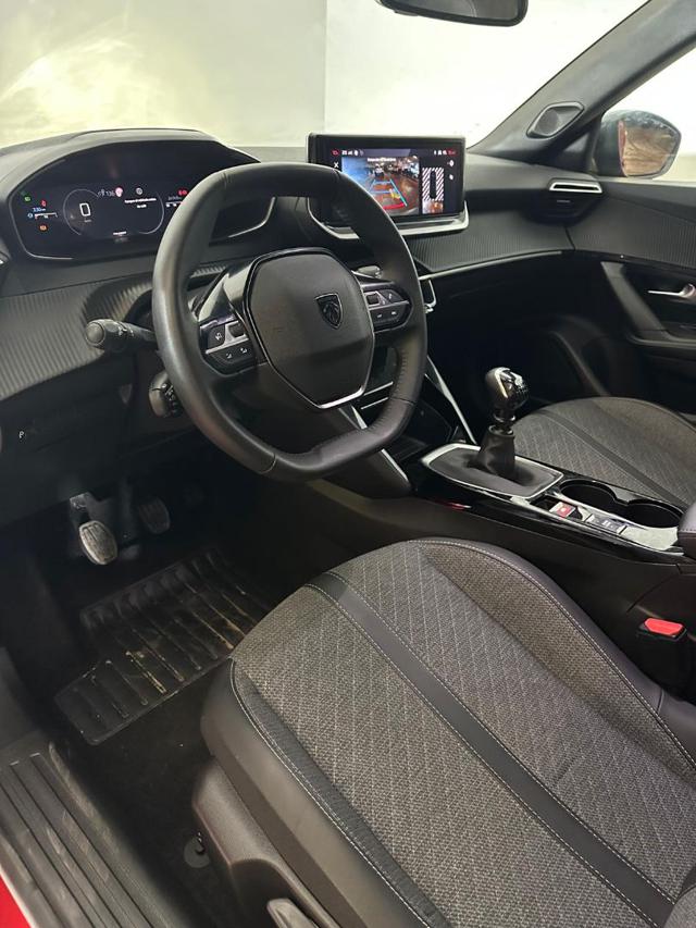 PEUGEOT 2008 usata, con Cerchi in lega
