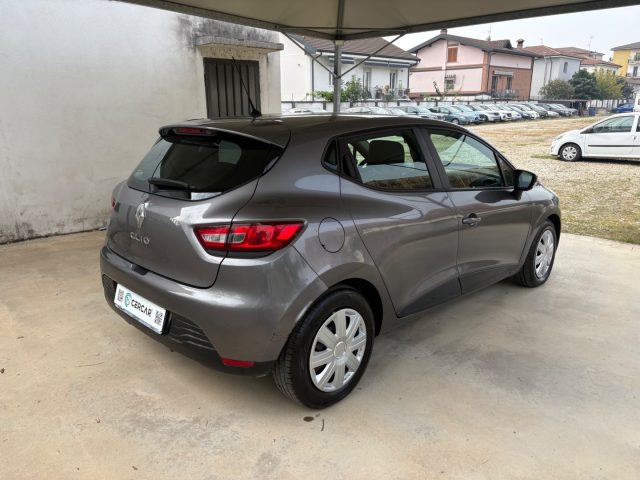 RENAULT Clio usata, con Autoradio