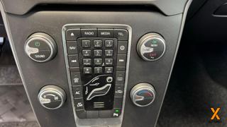 VOLVO V40 Cross Country usata, con ESP