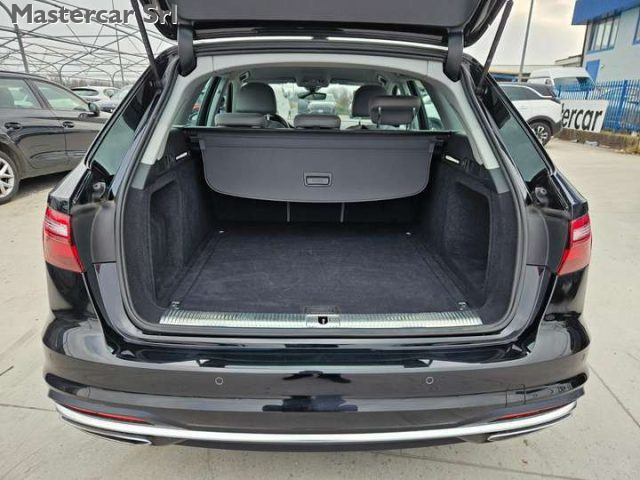 AUDI A4 usata, con Bluetooth