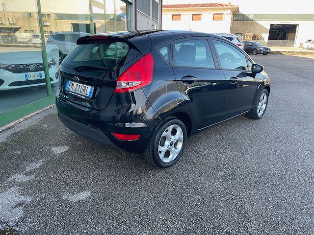 FORD Fiesta usata, con Alzacristalli elettrici