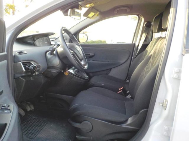 LANCIA Ypsilon usata, con Isofix